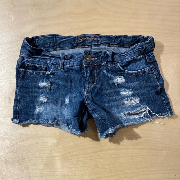 Guess Women's Distressed Denim Shorts - Blue Size 26 (IZ) - Picture 6 of 12